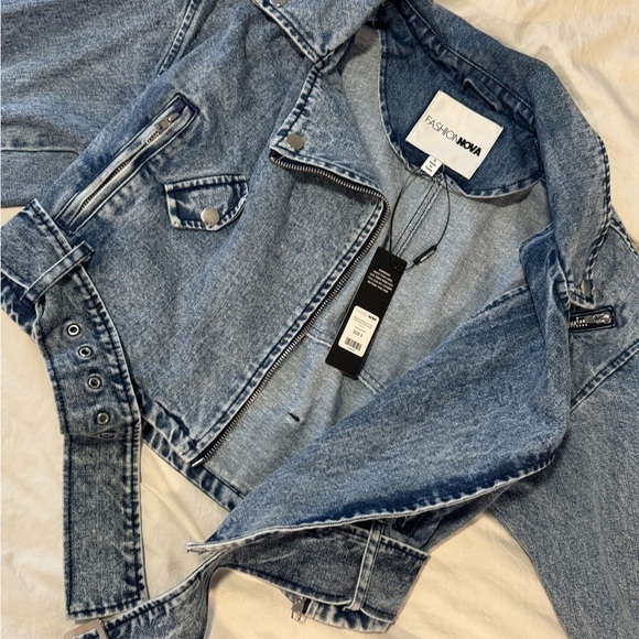 Women’s Denim Jean Moto Biker Jacket With Silver Hardware Details | NWT - Picture 5 of 13